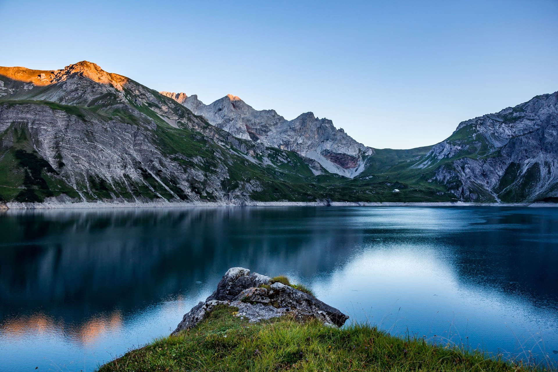A wellness brand rooted in North America